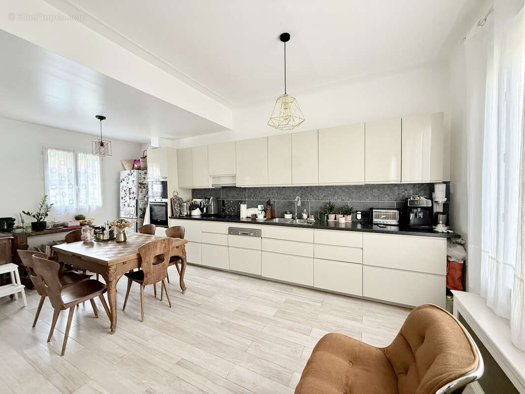 Maison à MAISONS-ALFORT