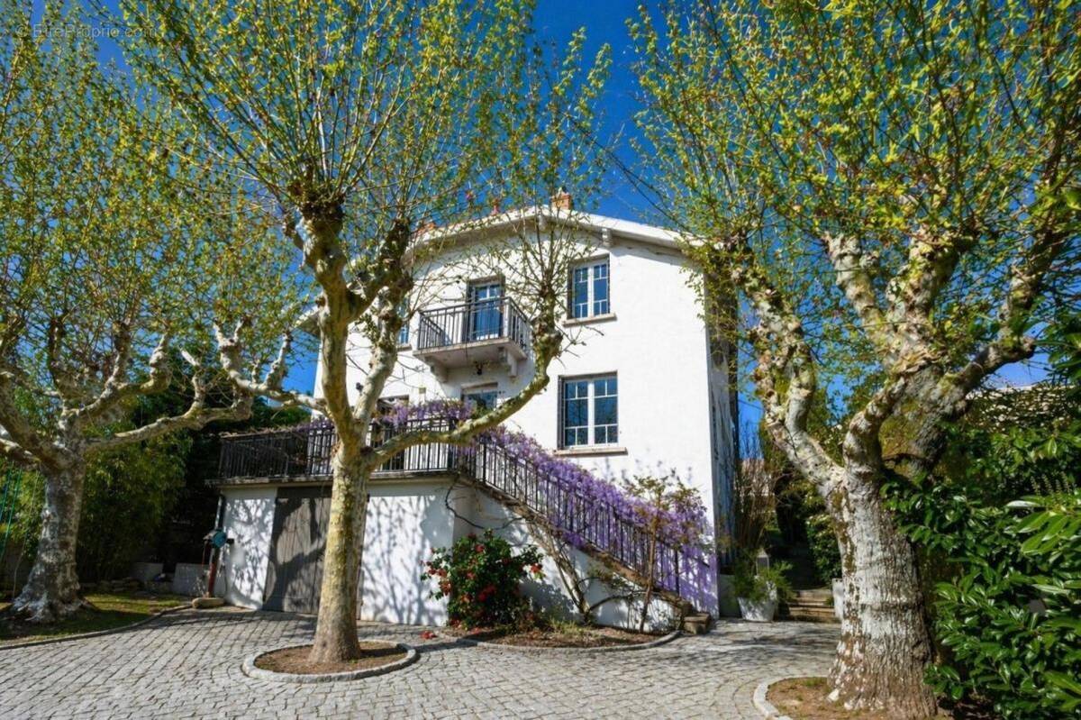 Maison à CRAPONNE