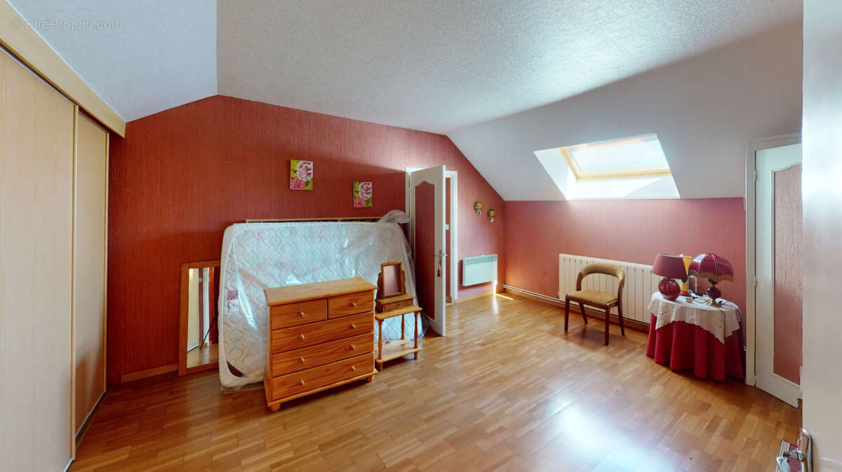 Maison à COURSON-LES-CARRIERES