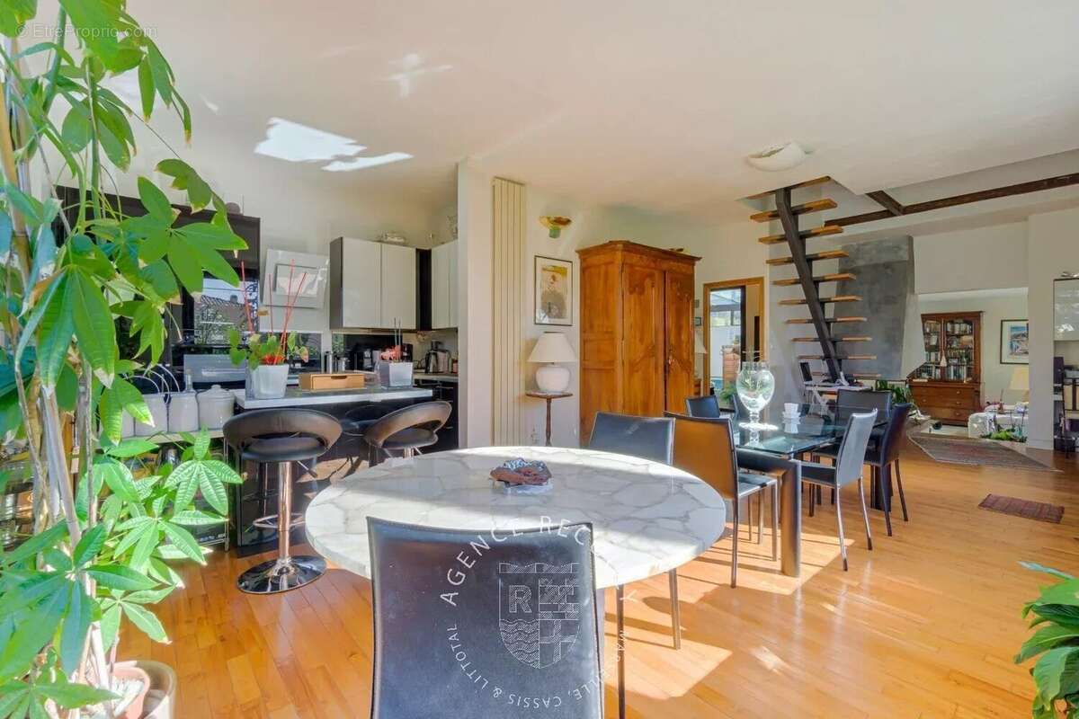 Maison à MARSEILLE-8E