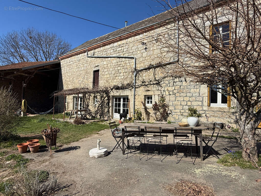 Maison à CHARENSAT