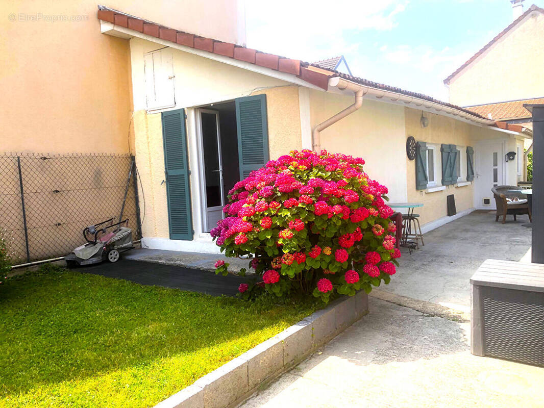 Maison à SAINT-BRICE-SOUS-FORET