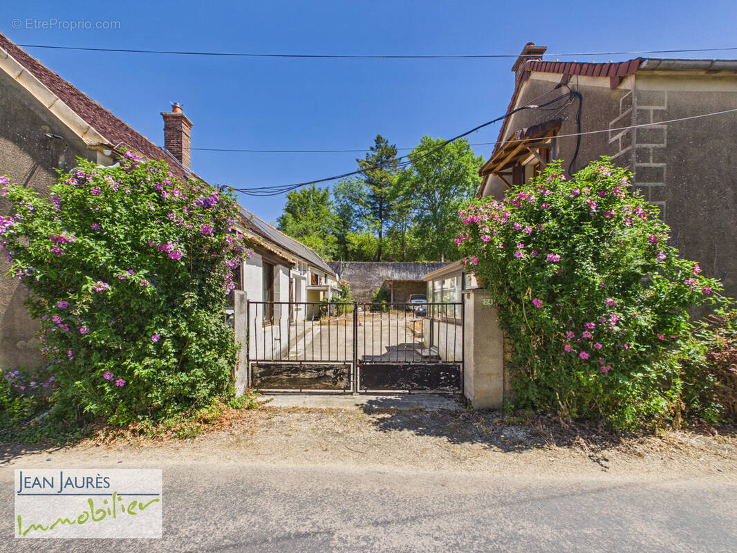 Maison à CHESLEY