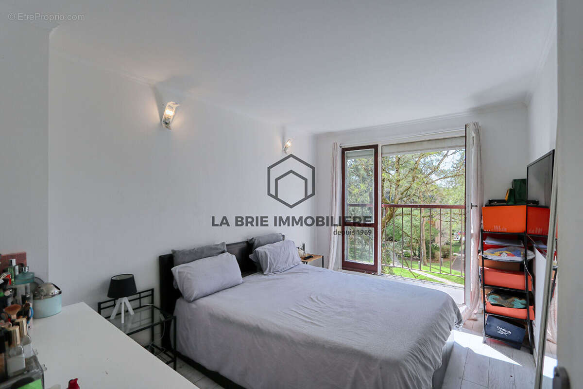 Appartement à VILLECRESNES