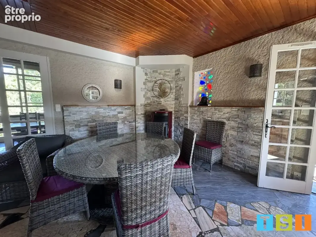 Propriété 135m² sur 1772 m² de terrain arboré et clos - photo 5