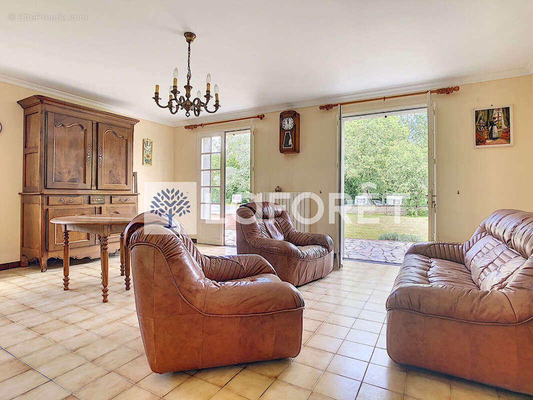 Maison à Moncontour - photo 4