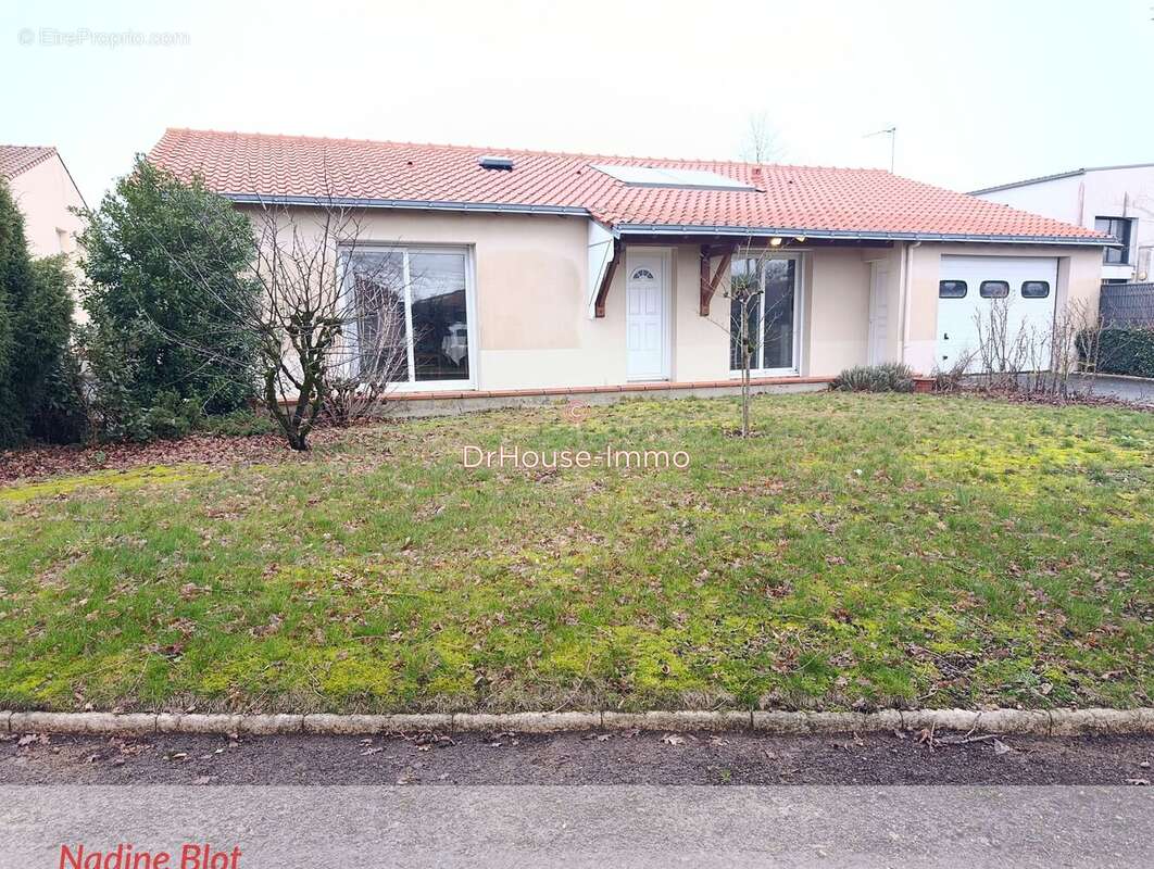 Maison à TREIZE-SEPTIERS