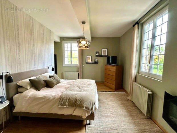 CH 1 parentale. - Maison à MIRANDE