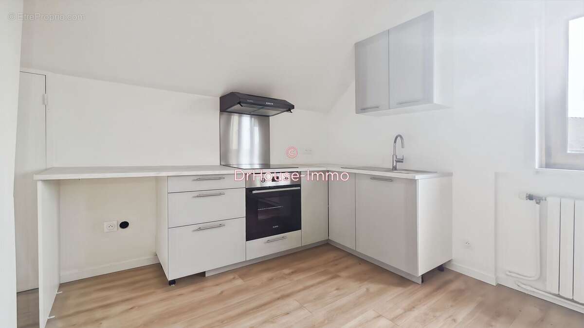Appartement à MAUCHAMPS