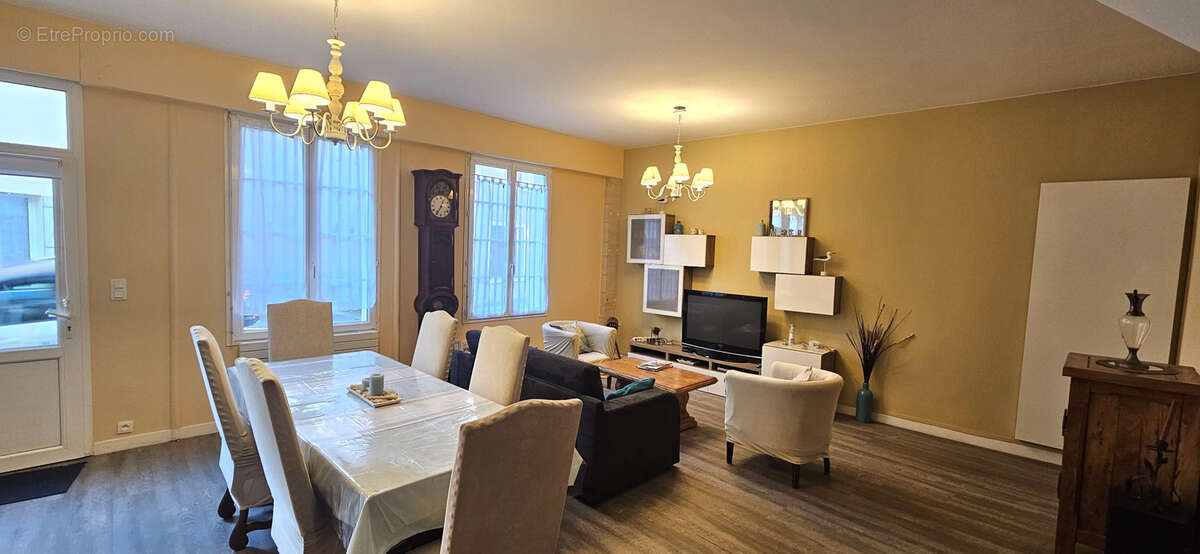 Maison à GRANDCAMP-MAISY