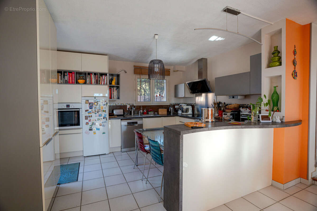 Maison 160 m² à Castelnau-Le-Lez  - photo 7
