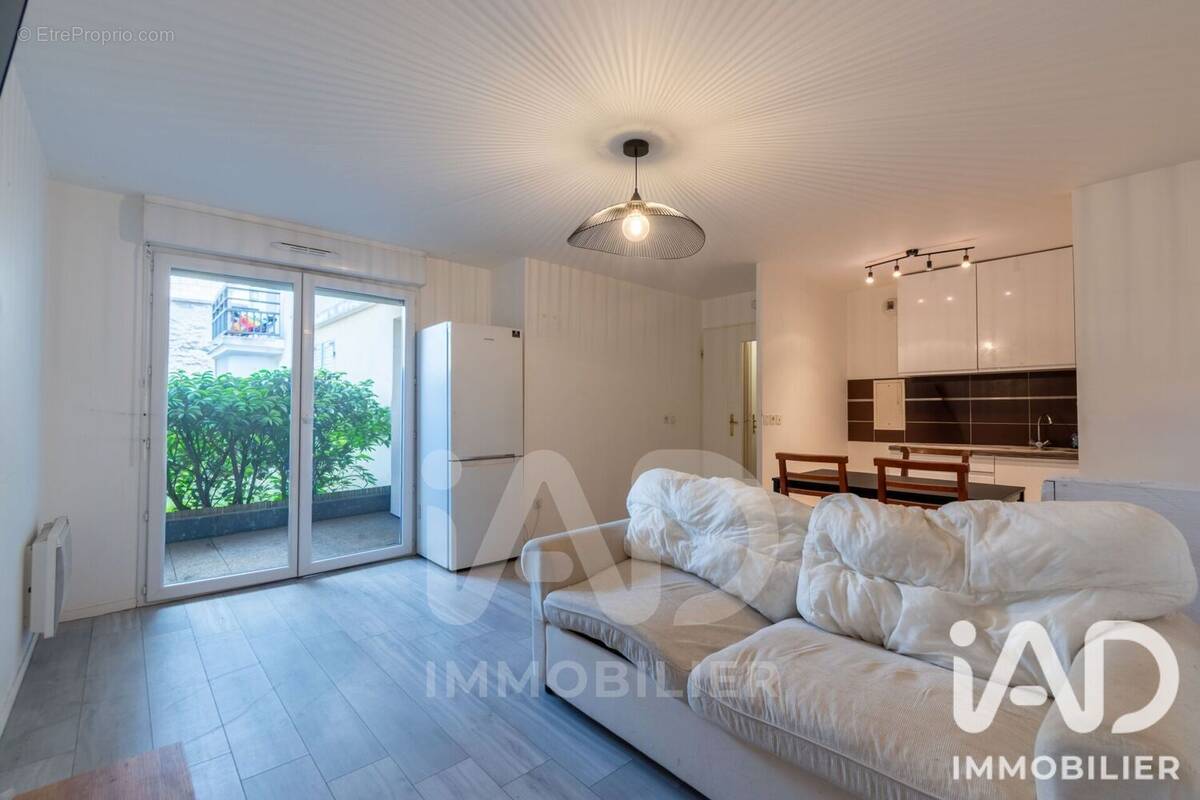 Photo 1 - Appartement à CHANTELOUP-LES-VIGNES
