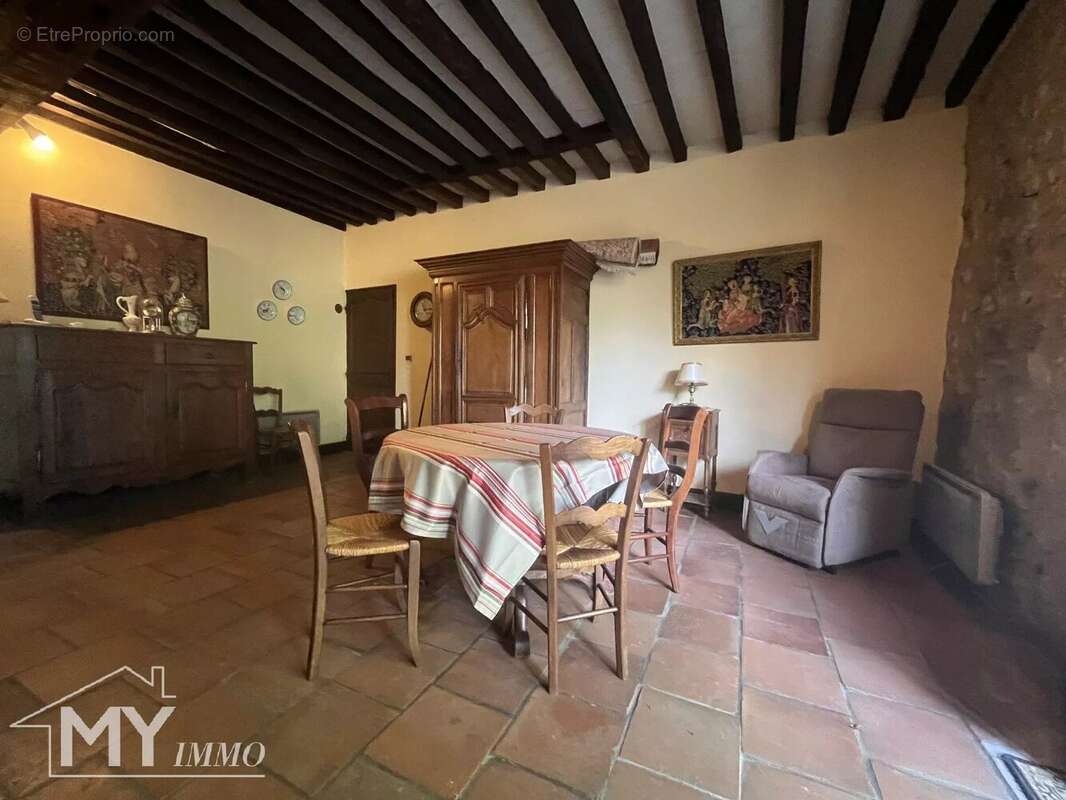 Saint antoine de breuilh : maison de village - photo 7