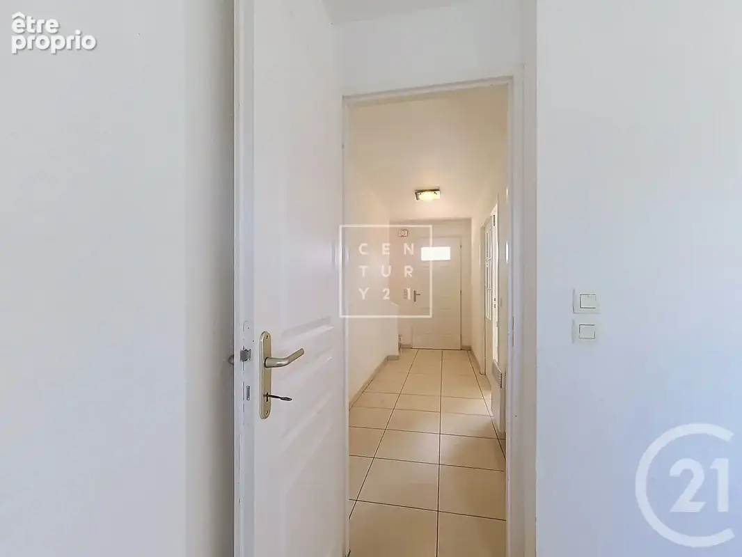 Maison 5 pièces 130 m² à vendre à Le Soler (66270) - photo 6