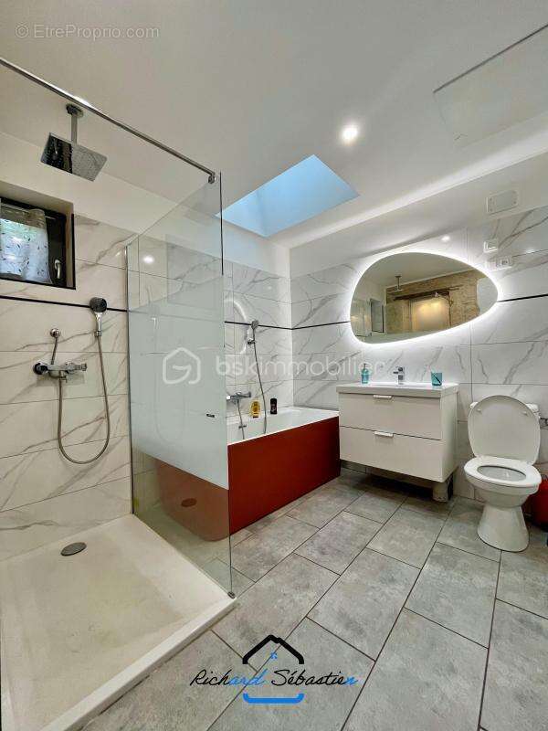 Maison à AUTRECOURT-ET-POURRON