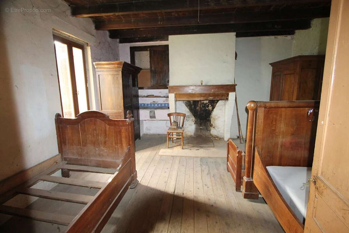 Maison à SAINT-AUBIN-DE-LANQUAIS