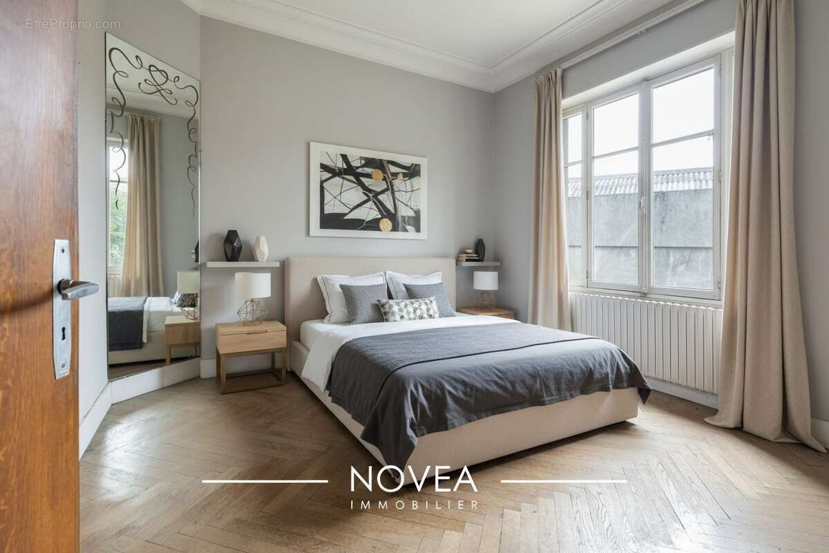 Maison à VILLEURBANNE