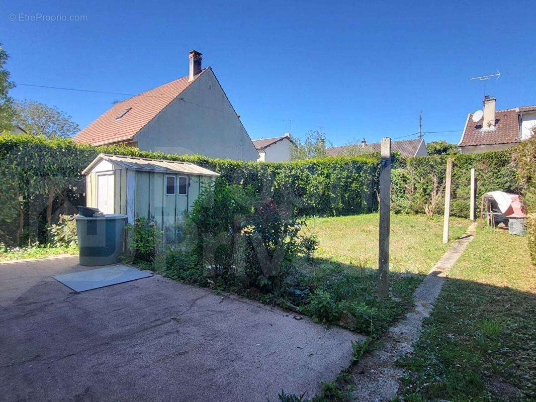 ETRECHY Maison 5 pièces, garage et jardin - photo 13