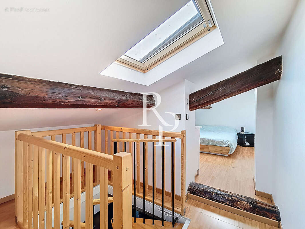 Appartement à OULLINS