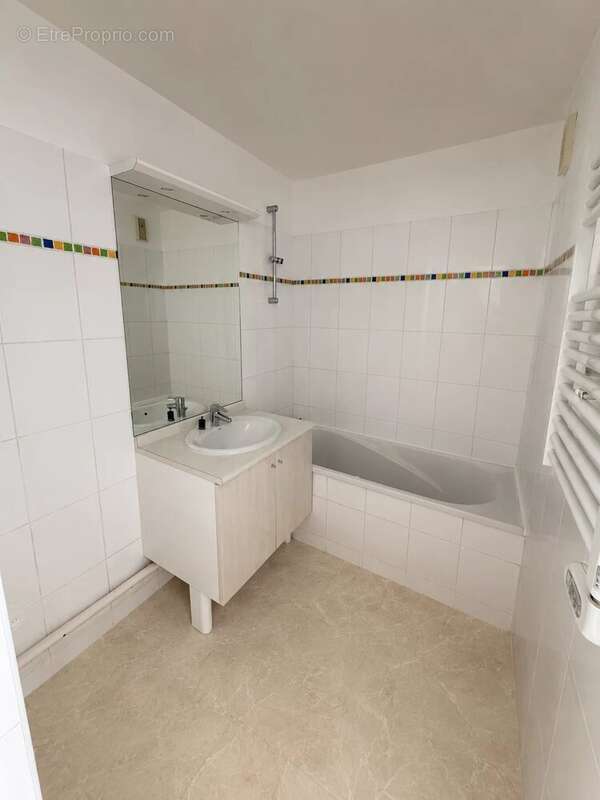 Appartement à ISSY-LES-MOULINEAUX