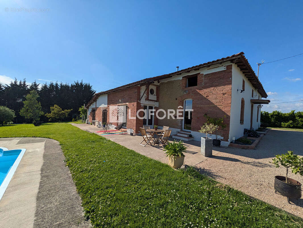 Maison à VILLEMUR-SUR-TARN