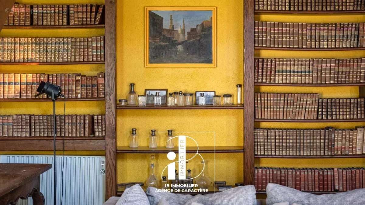 Maison à GREZ-SUR-LOING