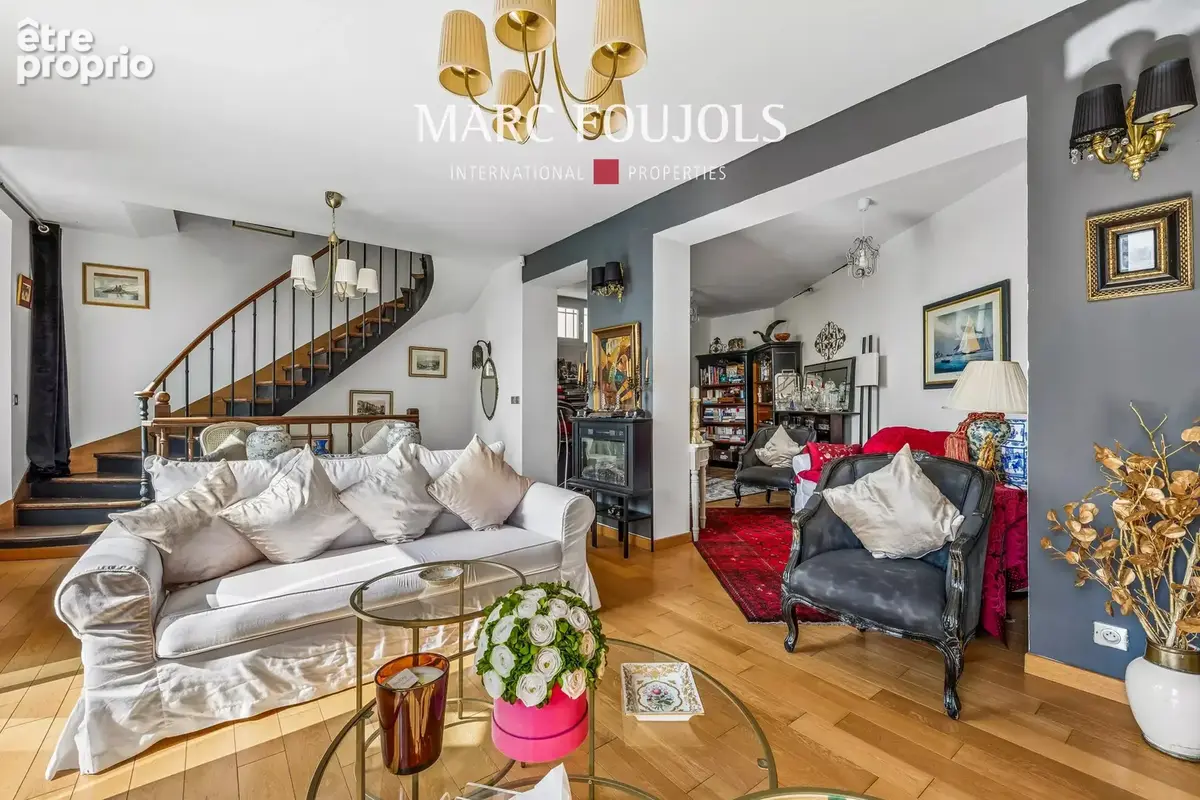 Suresnes : Maison familiale de 200 m² avec exterieurs et vues sur Paris - photo 15