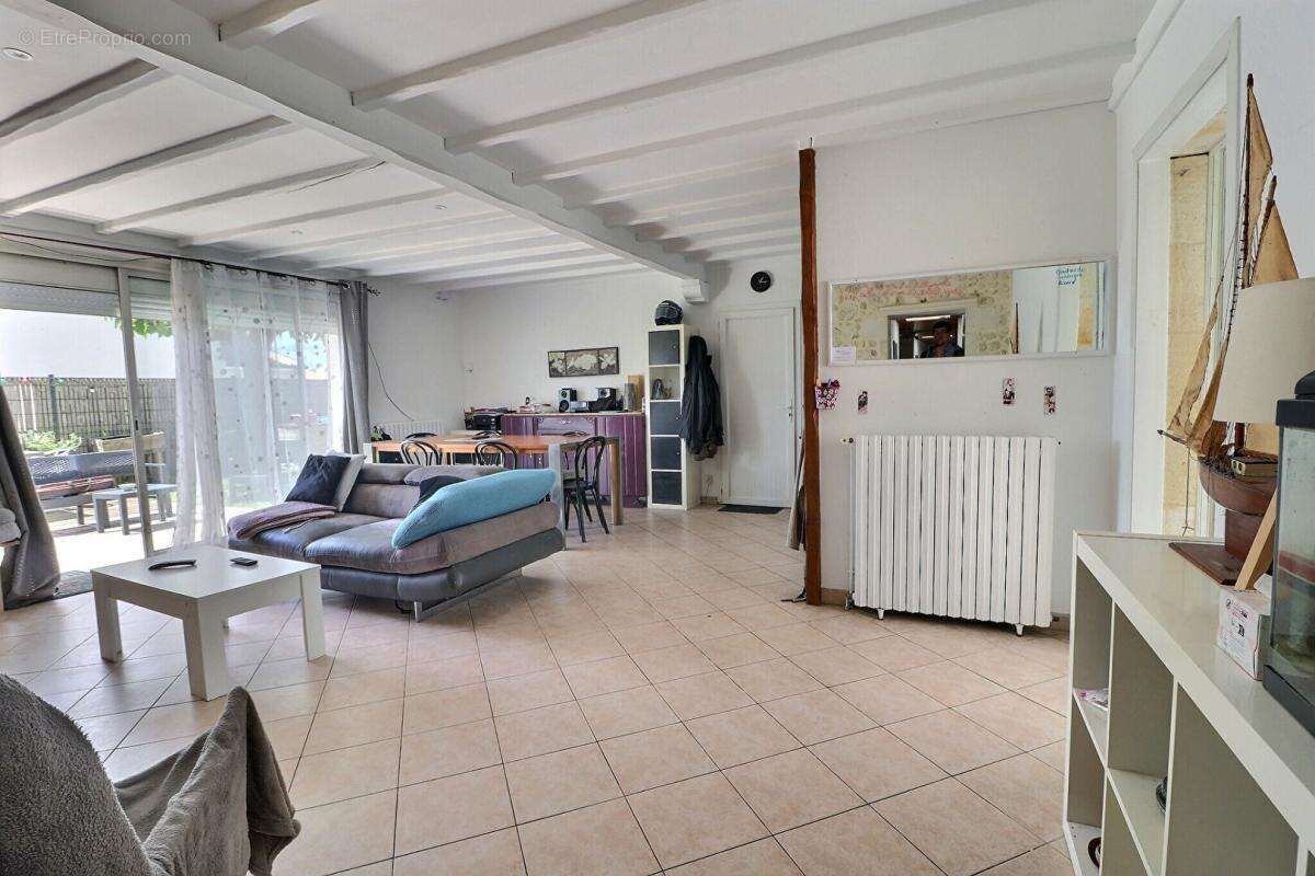 Maison à LE TAILLAN-MEDOC