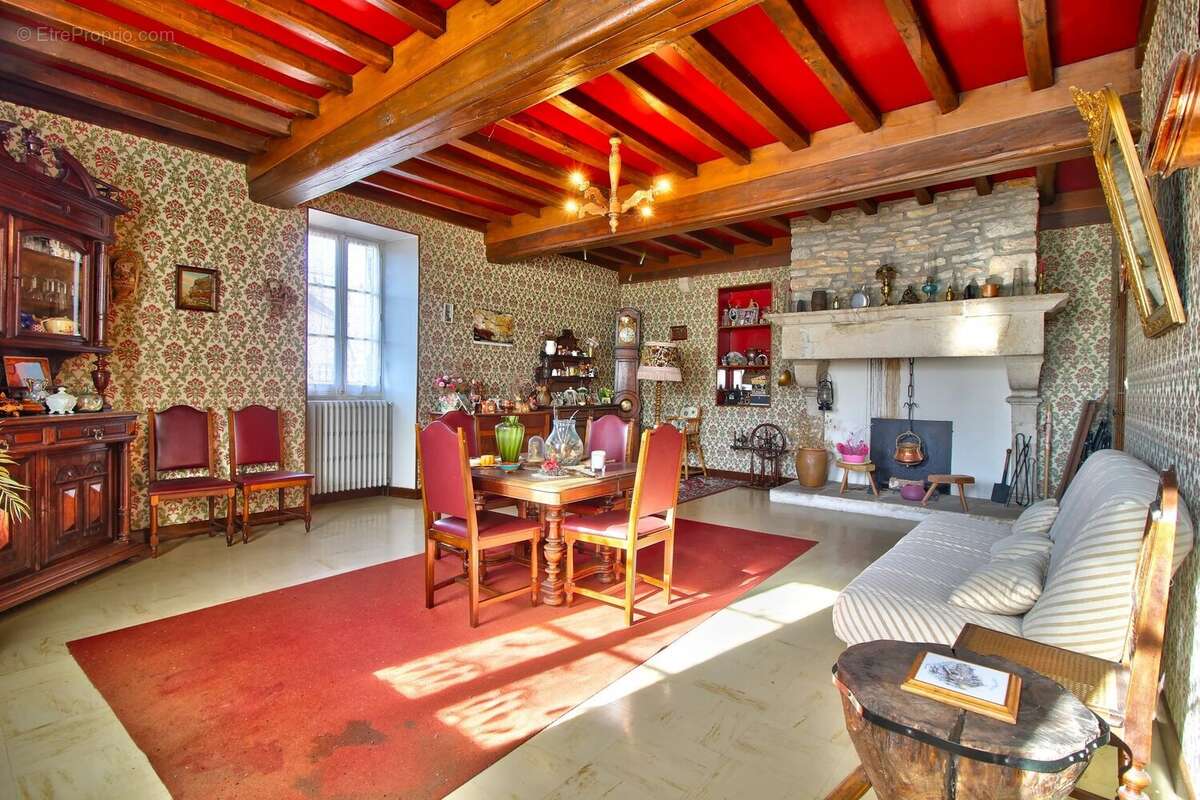 Maison à THENISSEY