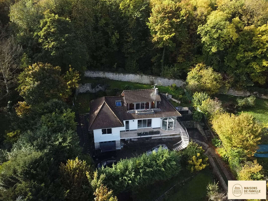 Maison à LE PORT-MARLY