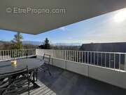 Appartement à SALES