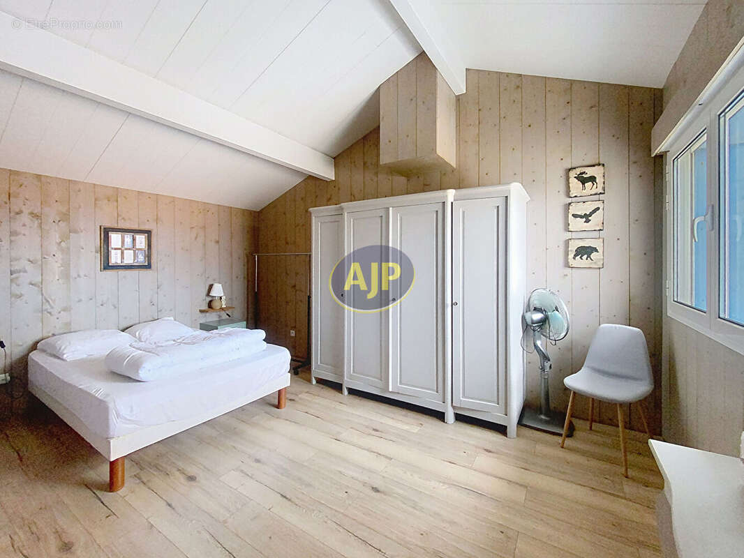 Appartement à HOURTIN