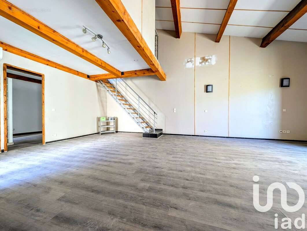 Photo 2 - Maison à LATOUR-DE-FRANCE