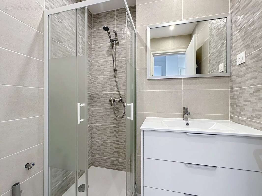 Studio 25m² proche mairie du cannet - photo 8