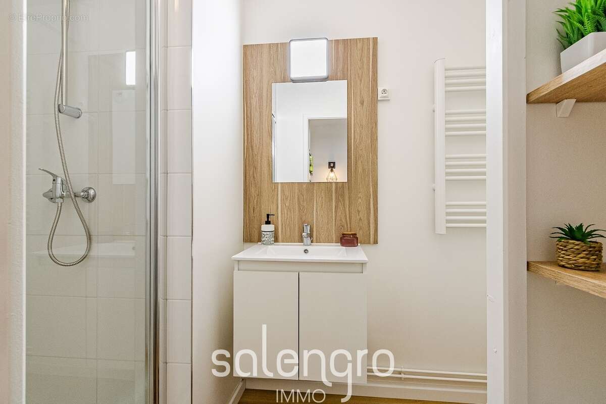 Appartement 20 m² à Bron  - photo 4