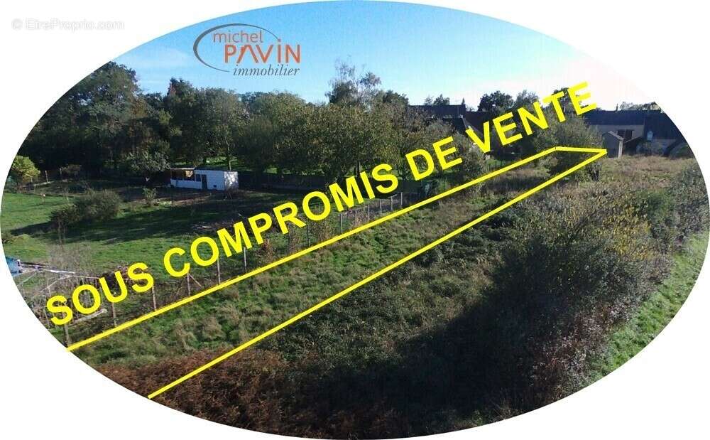 Terrain à LA GUERCHE-SUR-L'AUBOIS