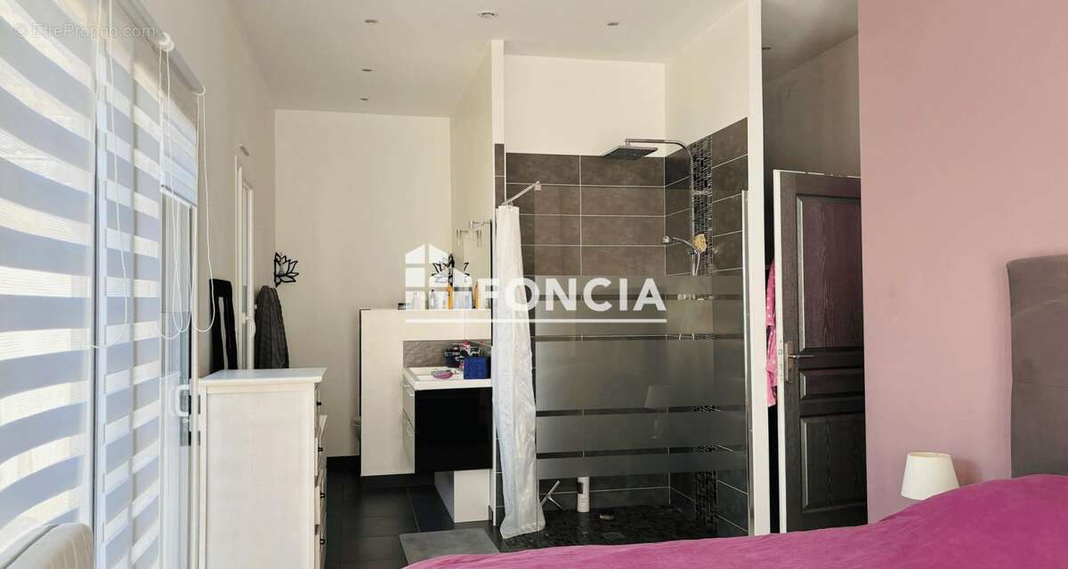 Maison à SAINT-MARTIN-D'URIAGE