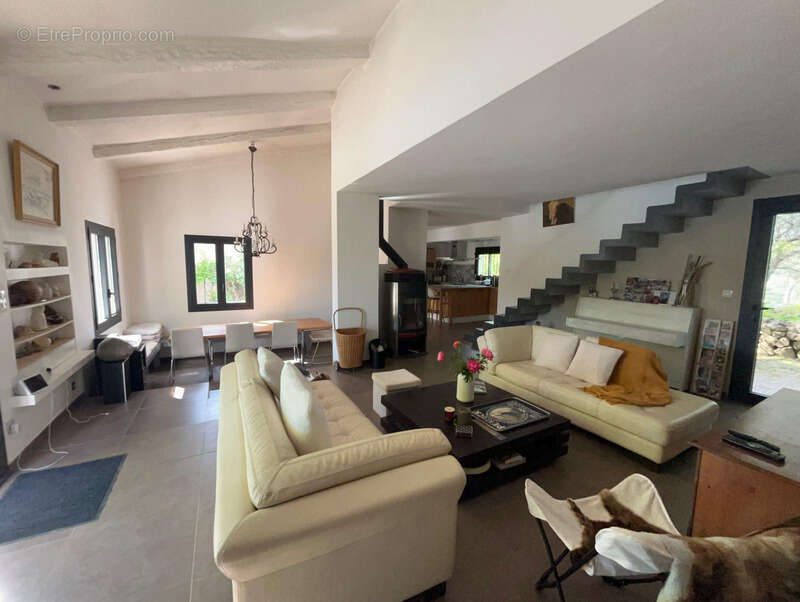 Maison à vendre 7 pièces SANARY SUR MER (83) - photo 6