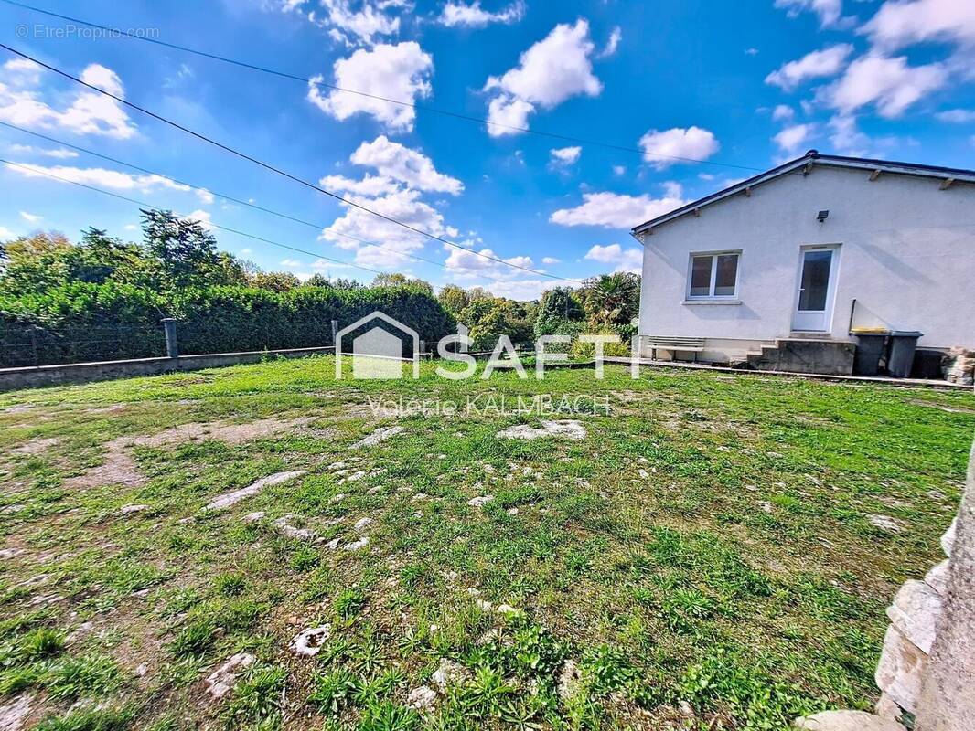 Photo 1 - Maison à BOUTIERS-SAINT-TROJAN