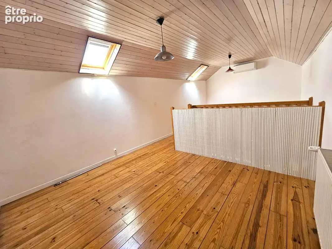 Maison 110 m²  avec 2 chambres, jardin et garage - photo 13