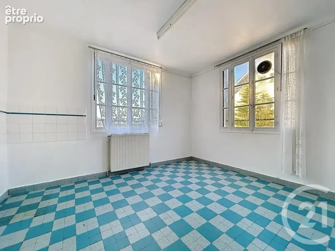 Maison 5 pièces 104 m² à vendre à Dammarie-Les-Lys (77190) - photo 3