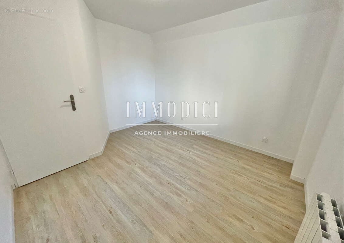 Appartement à THOISSEY