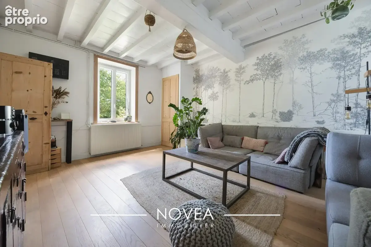 Maison 211 m² à Reyrieux  - photo 3