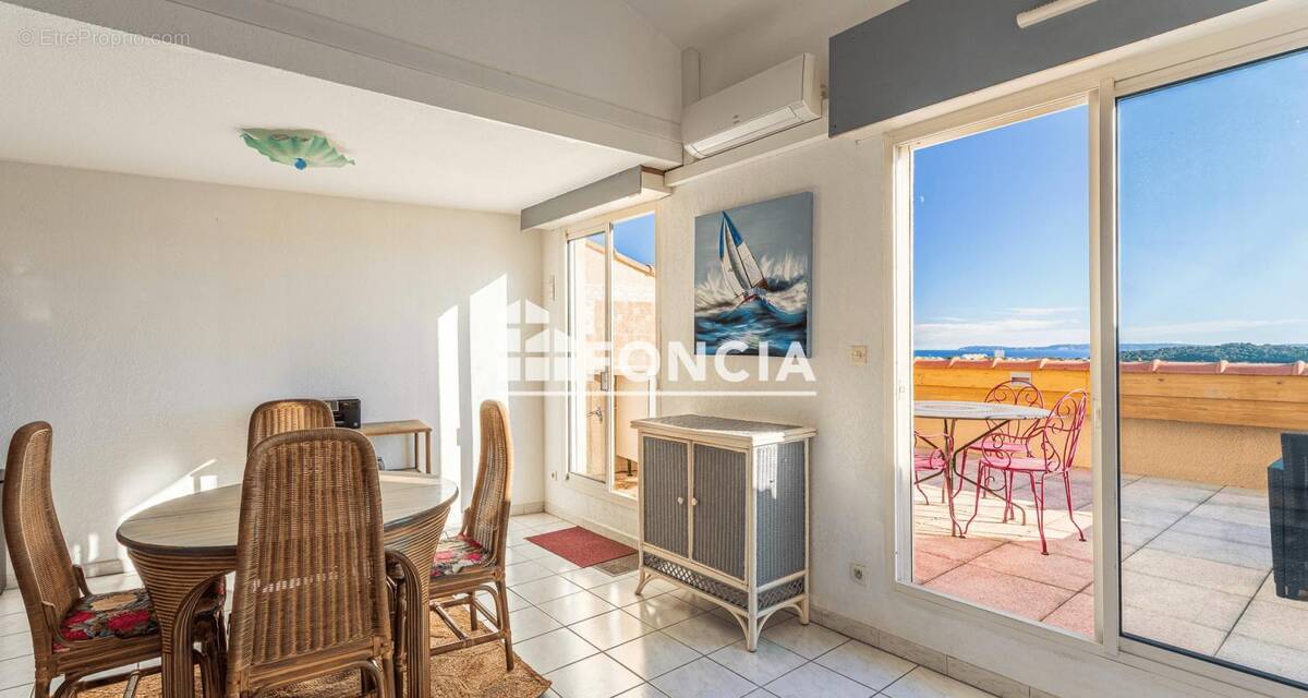 Appartement à BORMES-LES-MIMOSAS