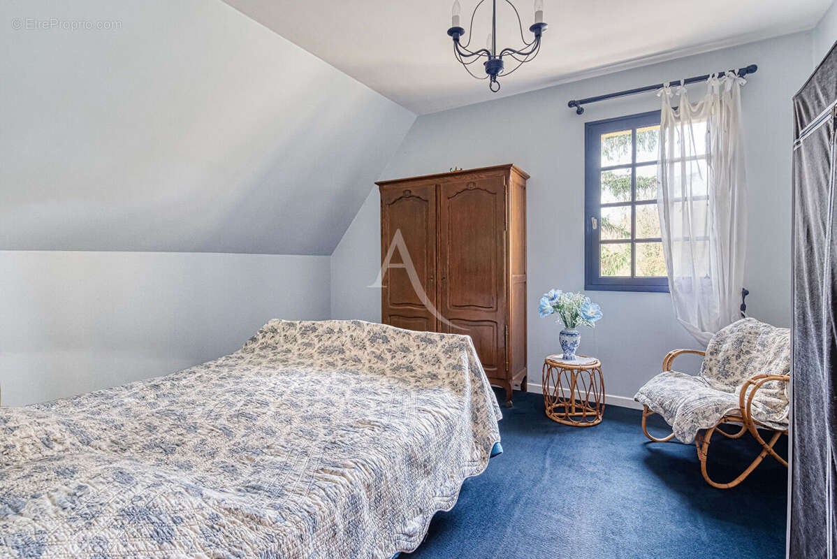 Maison à BLAISON-GOHIER