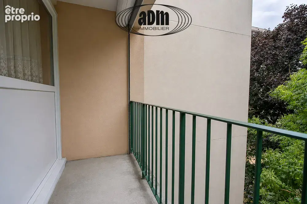Résidence Bellevue à Meaux / Appartement vendu loué avec balcon, cave, parking et box - photo 6