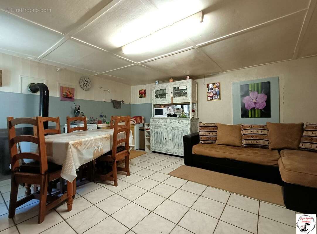 Maison à LE CRESTET