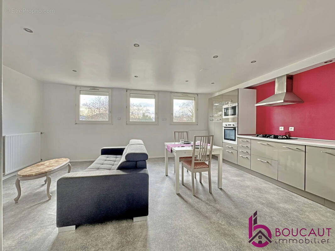 Appartement à LE PLESSIS-ROBINSON