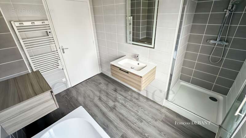 Maison à BETHENIVILLE