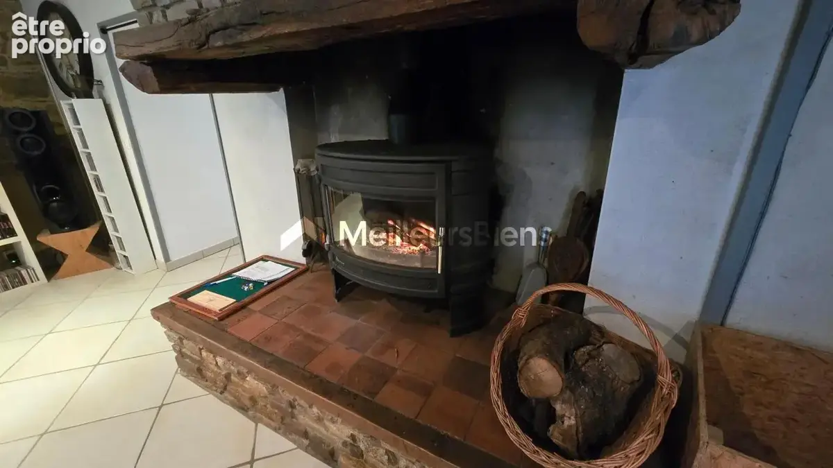 Longère sur plus de 160m², avec dépendances - photo 4